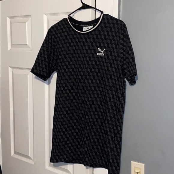 Men’s Puma Design Tee - Picture 2 of 5